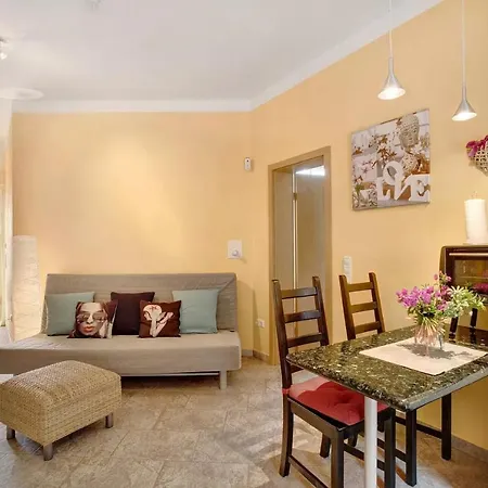 Finca Aurora - Lovely 2-bed Finca With Pool *