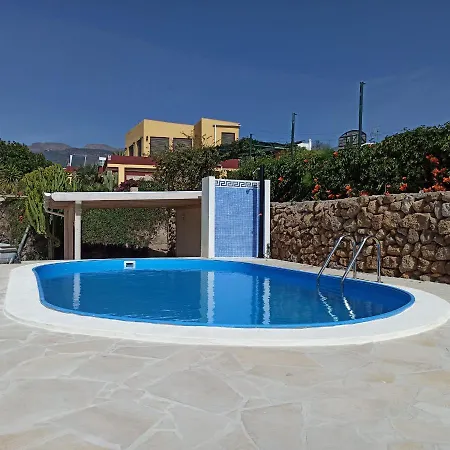 Appartement Finca Aurora - Lovely 2-bed Finca With Pool